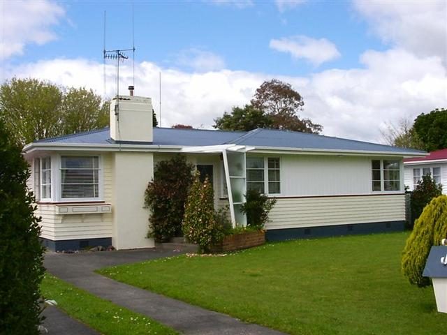 28 Galway Avenue, Hokowhitu, Palmerston North - Carousel 1