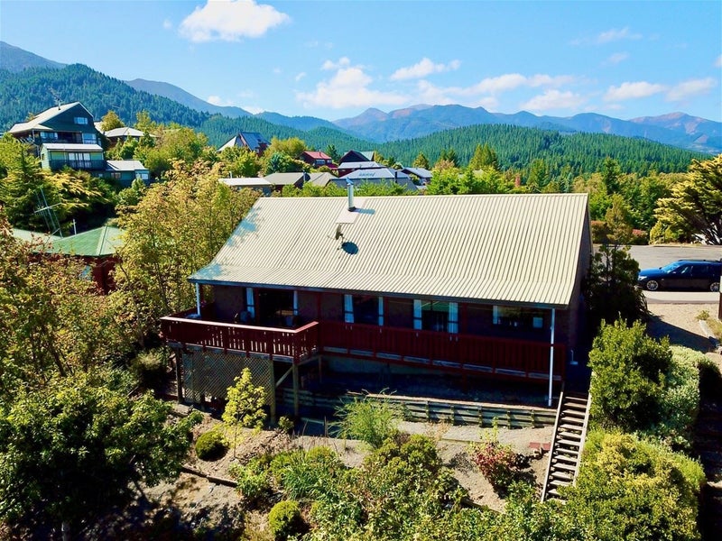 27 Alpine Avenue, Hanmer Springs, Hanmer Springs - Carousel 1
