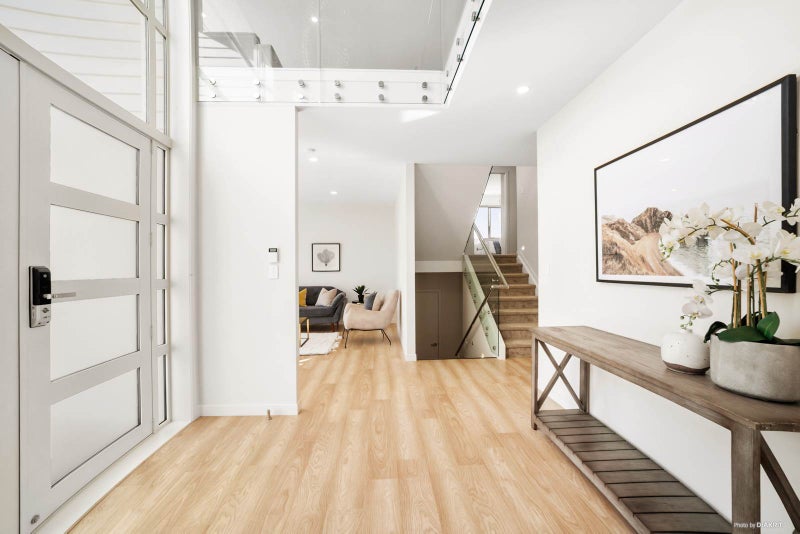 1 Golden Morning Drive, Albany Heights, Auckland - Carousel 2