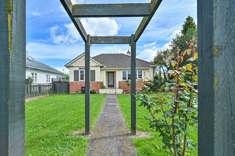 501 Akina Street, Akina, Hastings - Carousel 1