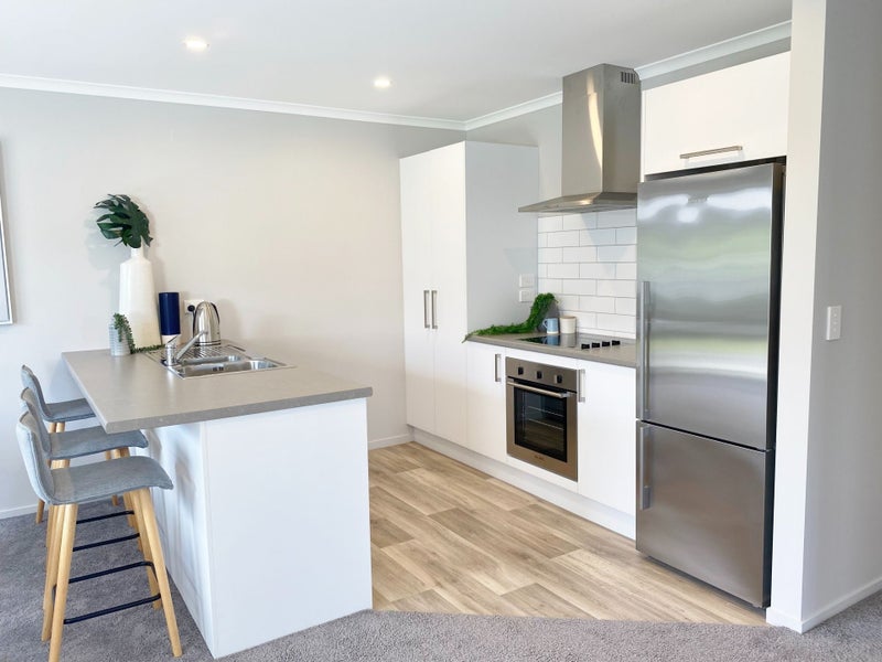 39 Prestons Park Drive, Marshland, Christchurch - Carousel 2