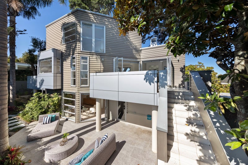 2A Ruapehu Street, Mount Eden, Auckland - Carousel 1