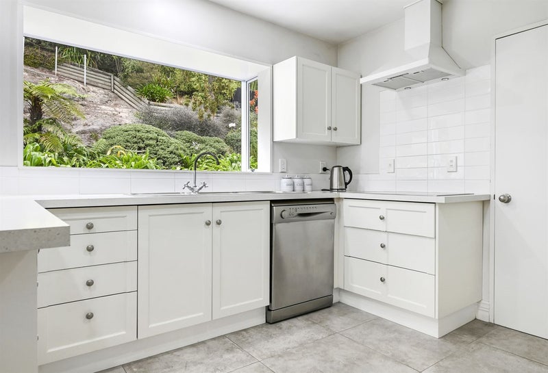 5 Brickworks Lane, Huntsbury, Christchurch - Carousel 2