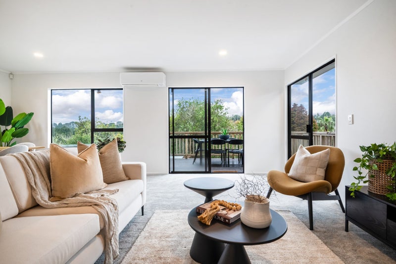 8 Hague Place, Birkenhead, Auckland - Carousel 1