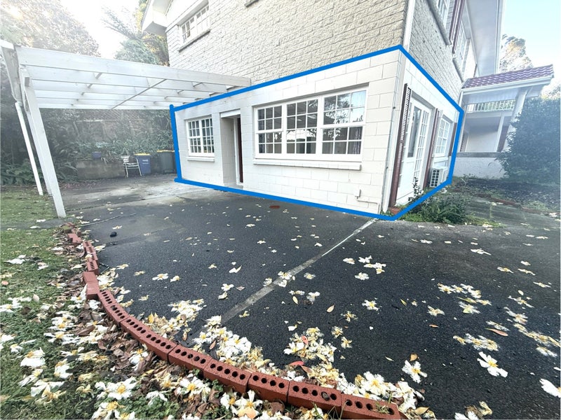 82 Woodlands Crescent, Browns Bay, Auckland - Carousel 1