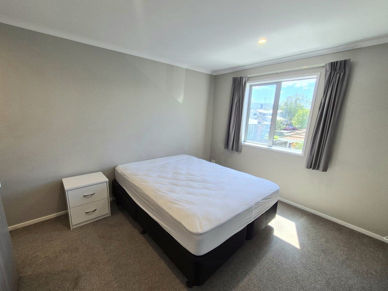 42B Beatty Street, Melville, Hamilton - Carousel 2