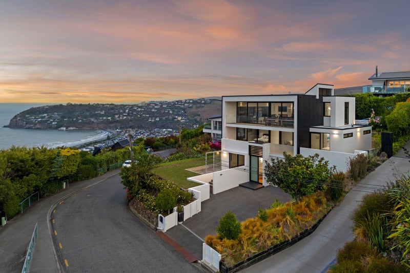 27 Panorama Road, Clifton, Christchurch - Carousel 1