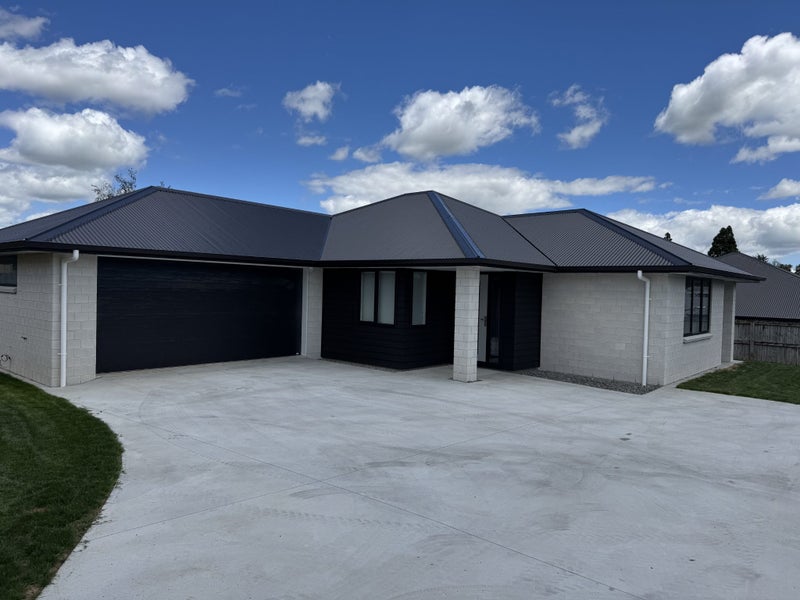 32A Whitaker Street, Kihikihi, Te Awamutu - Carousel 1