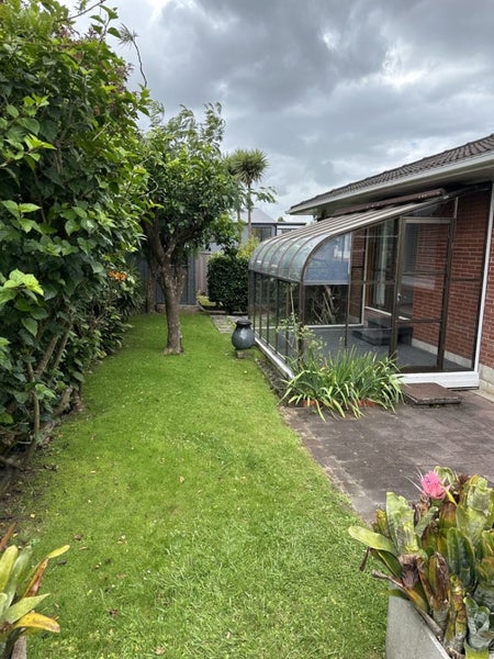 3/2 Tobruk Crescent, Milford, Auckland - Carousel 2