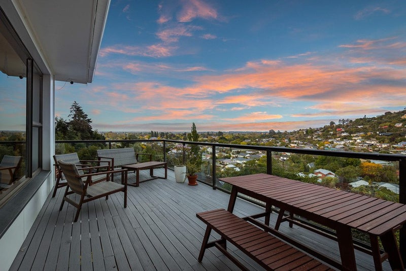 4 Glenview Terrace, Saint Martins, Christchurch - Carousel 2