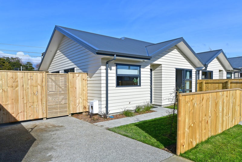 81A Ararino Street, Trentham, Upper Hutt - Carousel 1
