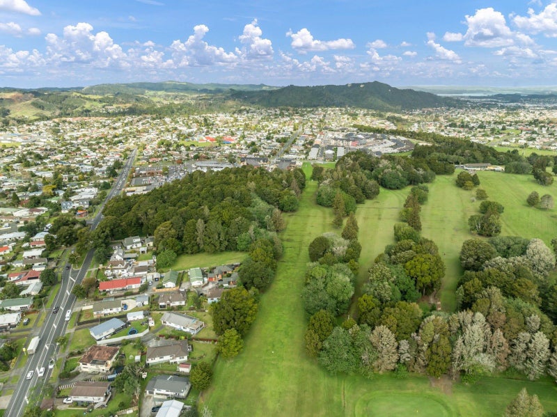 1/115 Paramount Parade, Tikipunga, Whangarei - Carousel 24