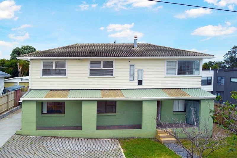 102 Tirimoana Road, Te Atatu South, Auckland - Carousel 22