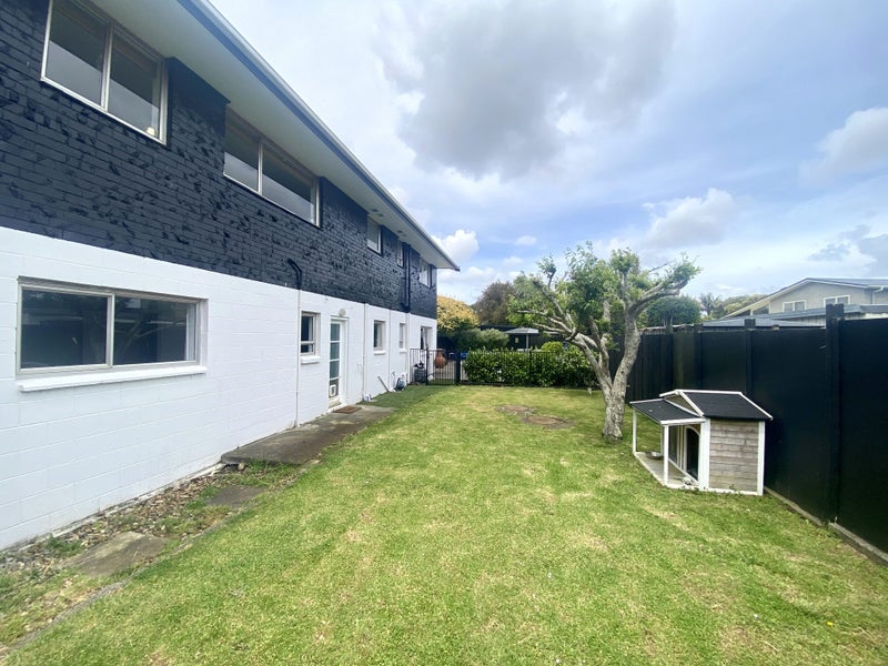 7 Sealand Place, Mangere Bridge, Auckland - Carousel 20