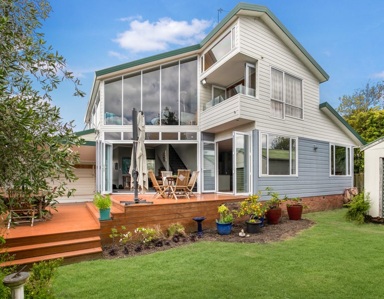 3 Bayview Road, Hauraki, Auckland - Carousel 1