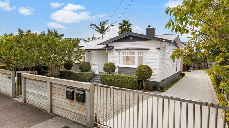 37 Wairau Avenue, Avondale, Auckland - Carousel 1