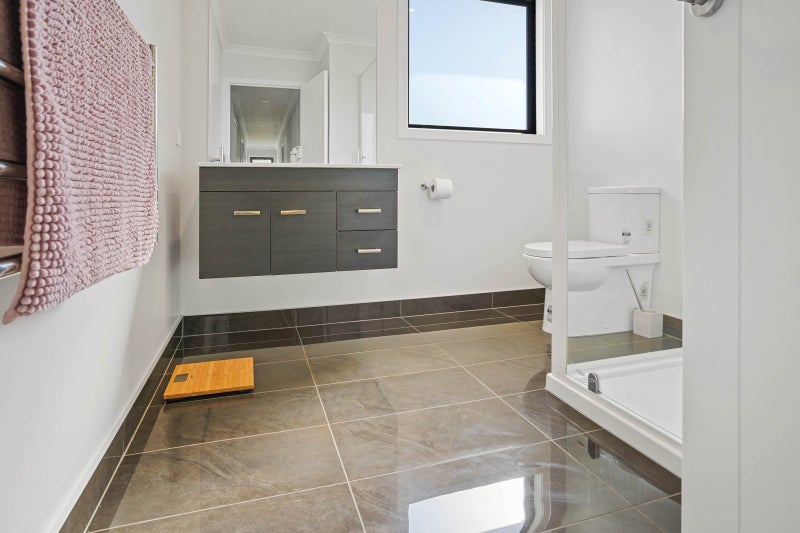 237 The Ridgeway, Stoke, Nelson - Carousel 27