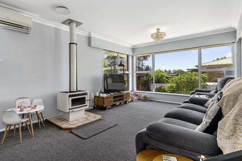 2 Cherrywood Drive, Otumoetai, Tauranga - Carousel 2