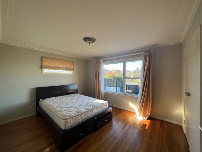 63 Hendry Avenue, Hillsborough, Auckland - Carousel 2