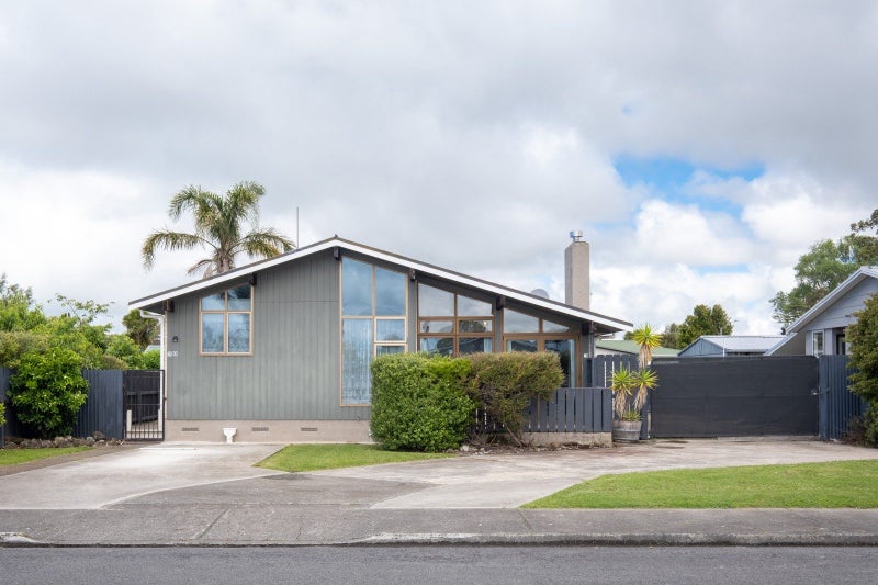 30 Ngaruroro Avenue, Whakatu, Hastings - Carousel 1