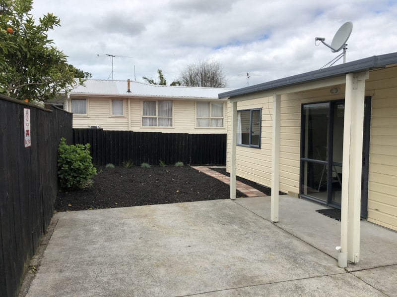 40A Larne Avenue, Pakuranga Heights, Auckland - Carousel 2