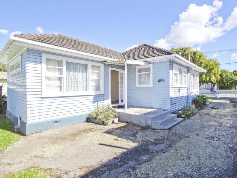 156 Cuba Street, Petone, Lower Hutt - Carousel 20