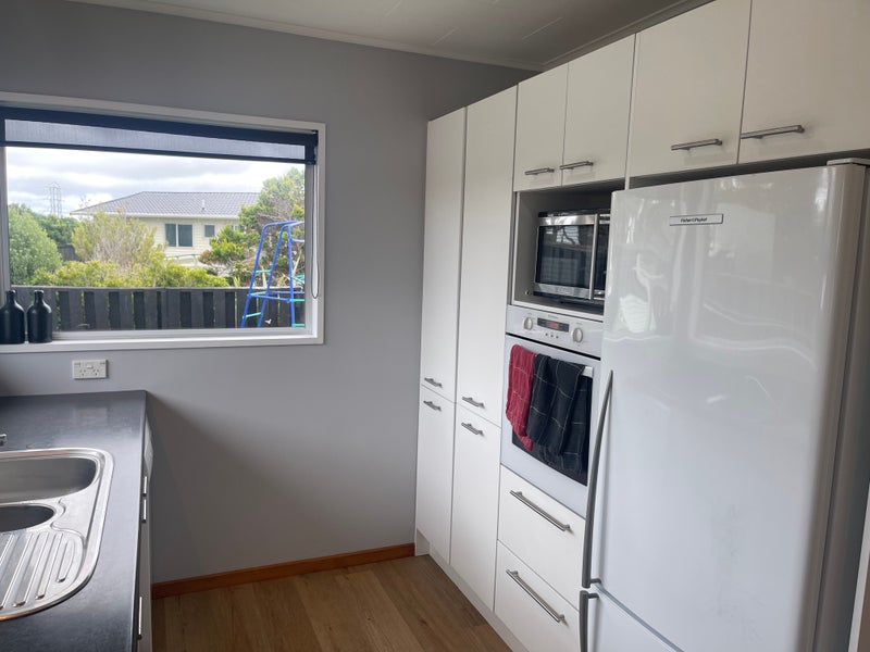 53 Baylands Drive, Newlands, Wellington - Carousel 18