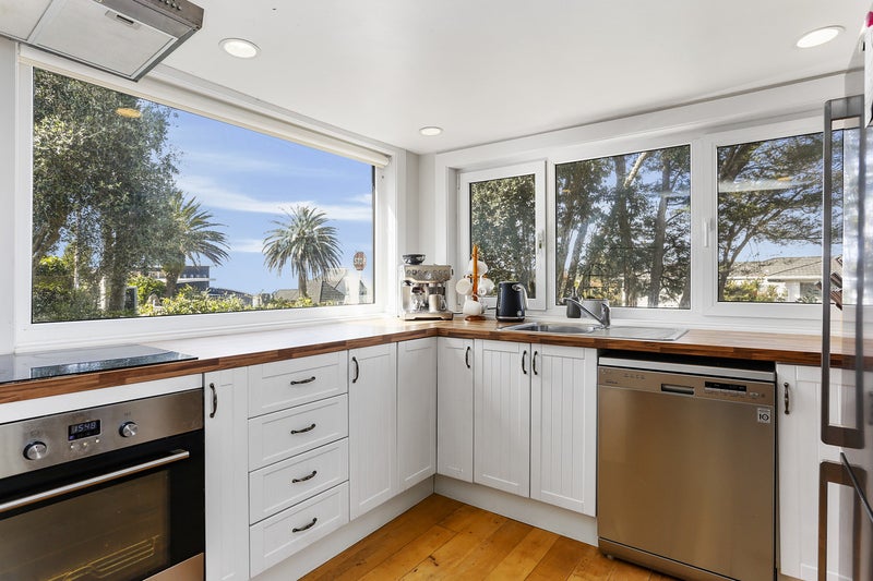 43 Vipond Road, Stanmore Bay, Whangaparaoa - Carousel 1