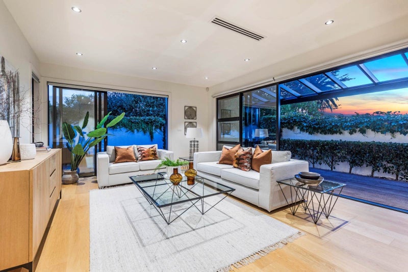 39C Clonbern Road, Remuera, Auckland - Carousel 1