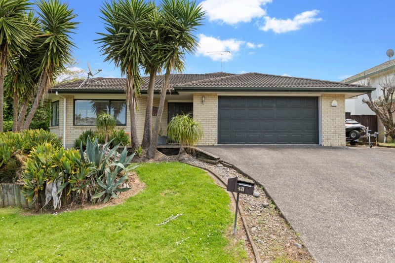 43 Caversham Drive, Torbay, Auckland - Carousel 1