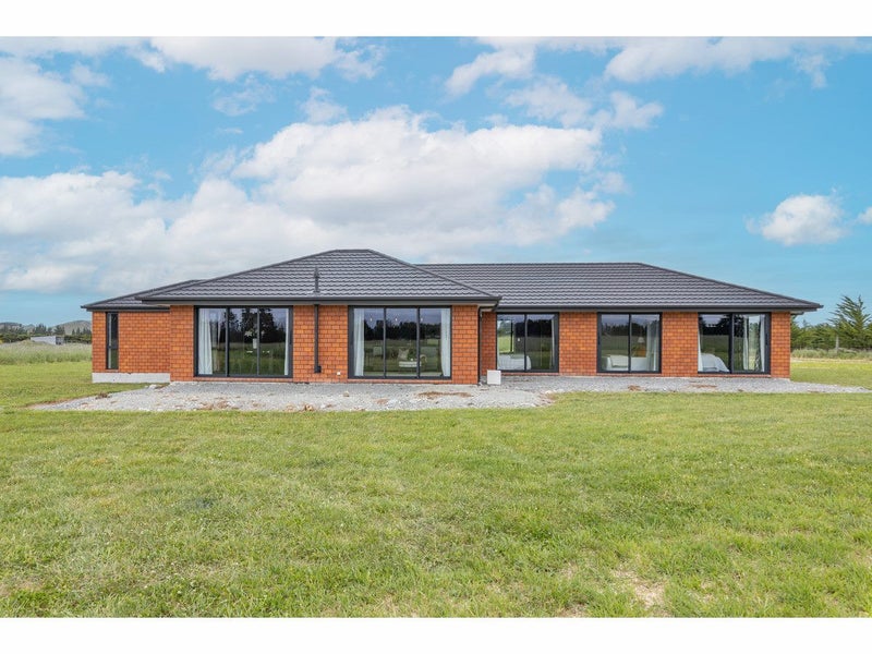 75 Browns Rock Road, Burnt Hill, Oxford - Carousel 1