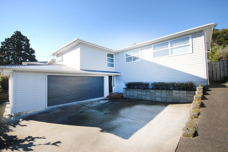 14 William Souter Street, Forrest Hill, Auckland - Carousel 1