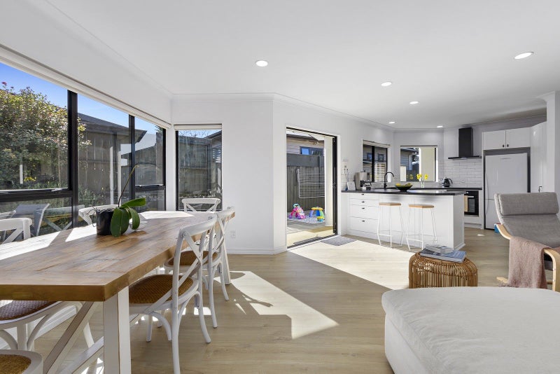 7 Millers Road, Brookfield, Tauranga - Carousel 2