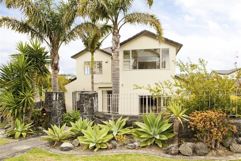 8 Scarboro Terrace, Murrays Bay, Auckland - Carousel 20