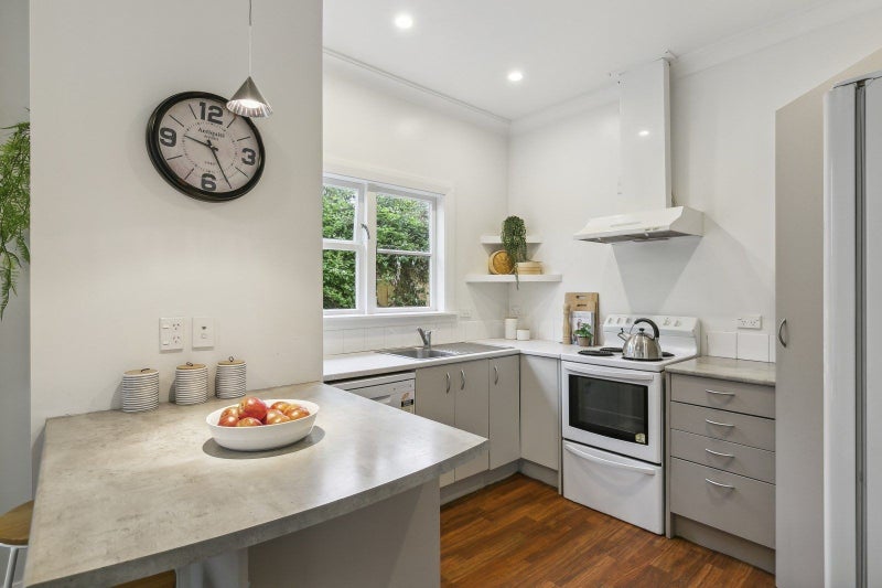 5 Harland Street, Brooklyn, Wellington - Carousel 2