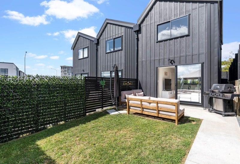 114 Bluebird Crescent, Unsworth Heights, Auckland - Carousel 1