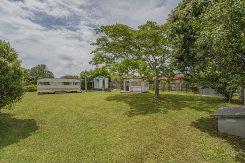 11 Charles Green Drive, Cooks Beach, Whitianga - Carousel 1