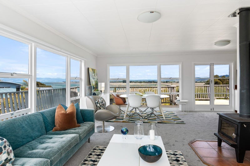 8 Stephens Bay Road, Kaiteriteri - Carousel 2