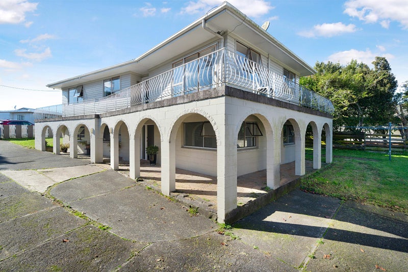 381 Triangle Road, Henderson, Auckland - Carousel 1