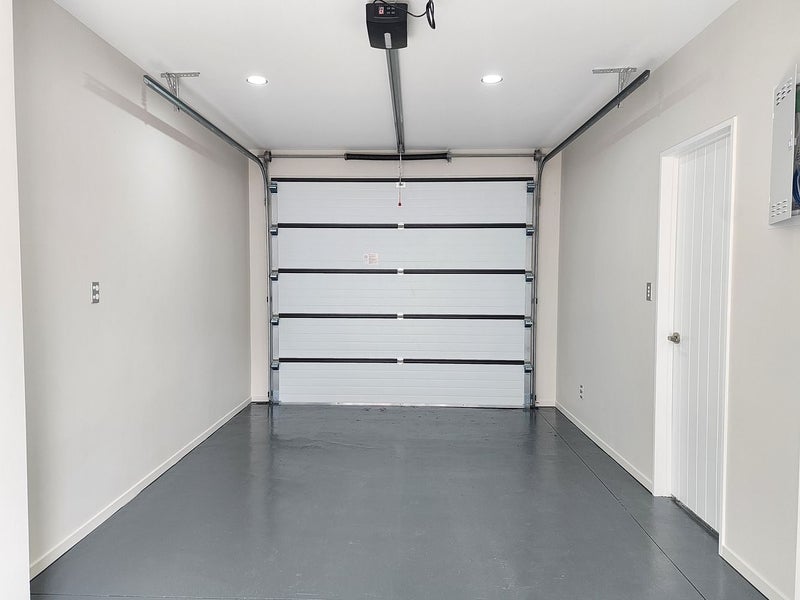 22D Totaravale Drive, Totara Vale, Auckland - Carousel 9