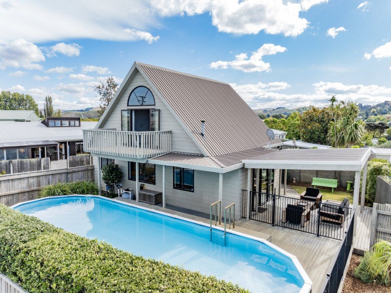 79 Rogers Road, Bay View, Napier - Carousel 1
