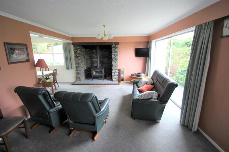 22 Arawa Street, Gore, Gore - Carousel 2