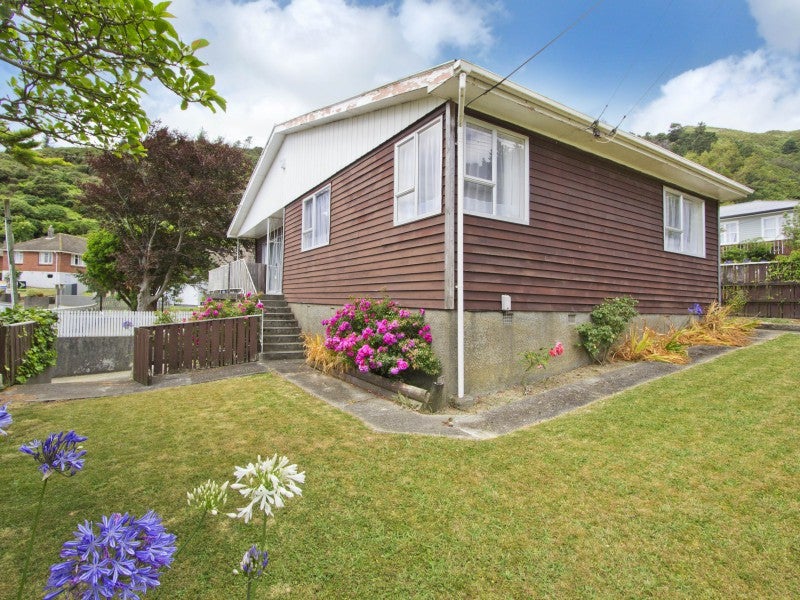 47B Judd Crescent, Naenae, Lower Hutt - Carousel 2