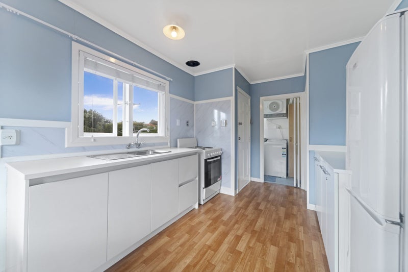 52 Tyrone Street, Otara, Auckland - Carousel 2