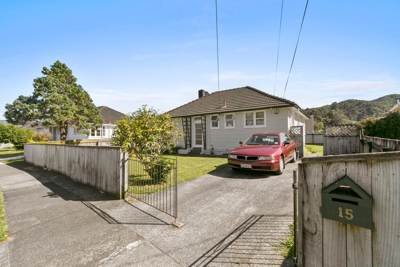15 Butler Street, Naenae, Lower Hutt - Carousel 1