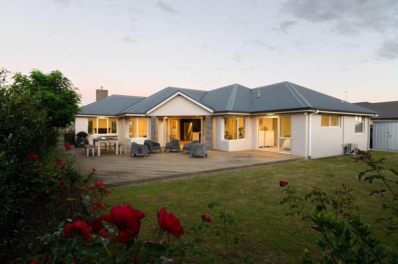 88 Huntington Drive, Huntington, Hamilton - Carousel 2