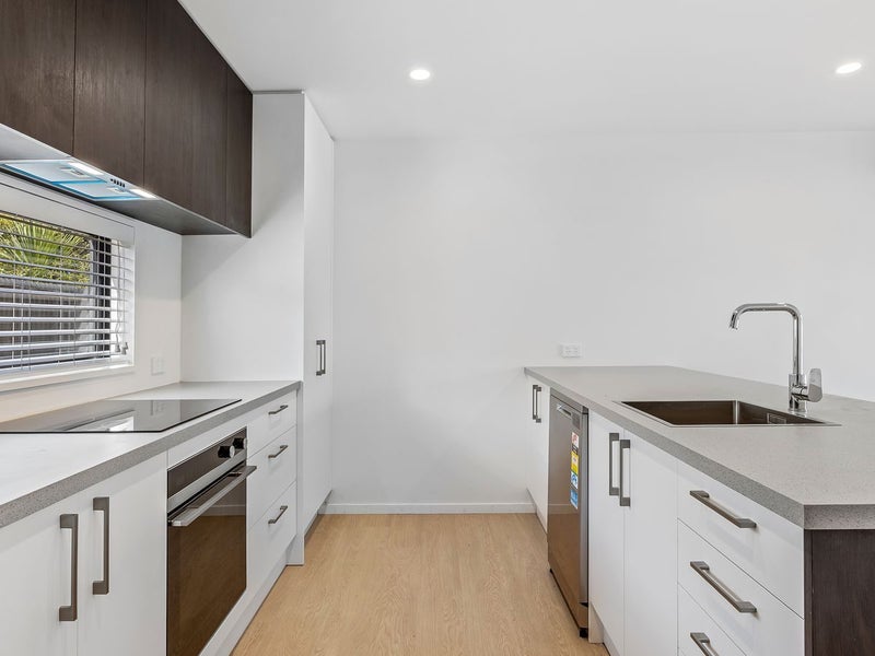 2/201 Bealey Avenue, Christchurch Central, Christchurch - Carousel 2