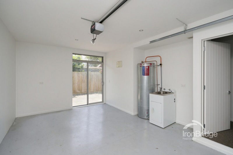 36C Southampton Street, Sydenham, Christchurch - Carousel 17