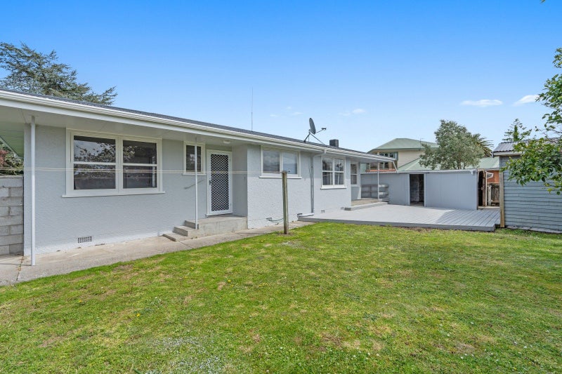 18 Norwich Place, Awapuni, Palmerston North - Carousel 20