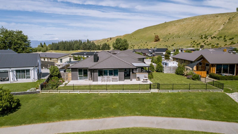 65 Perriam Place, Mount Pisa - Carousel 27